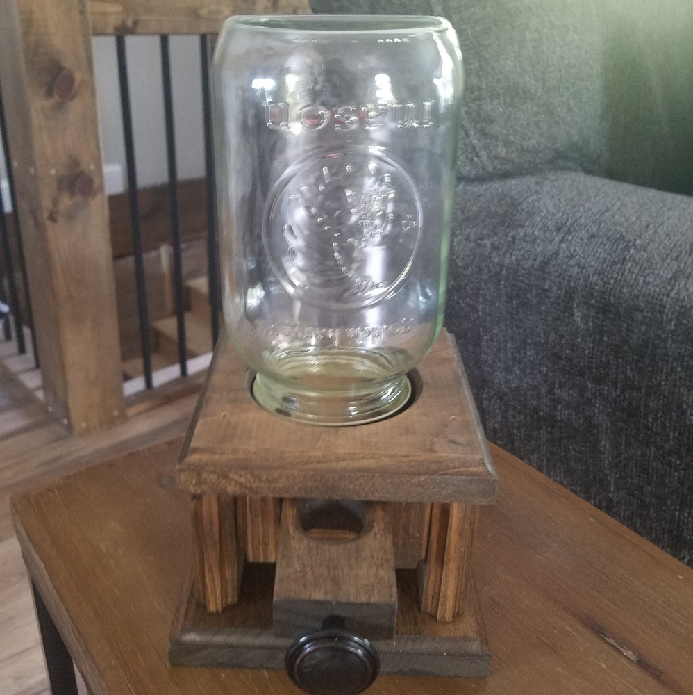 Candy Dispenser - Picture 2 of 3